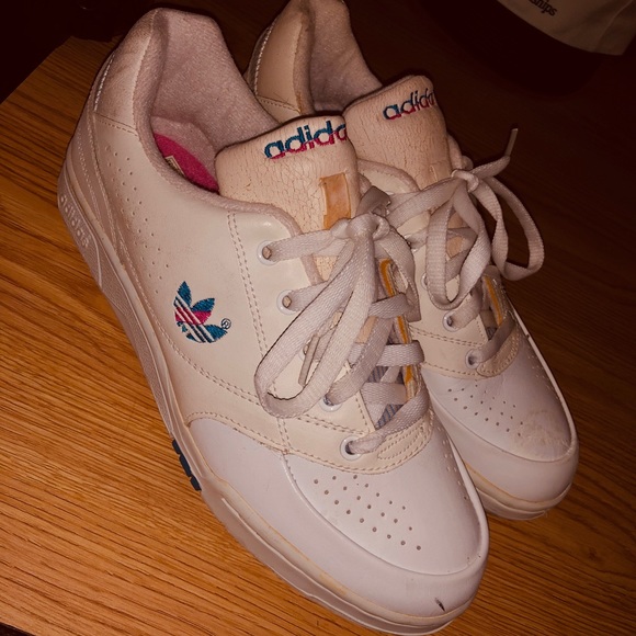 adidas tennis shoes 1980s